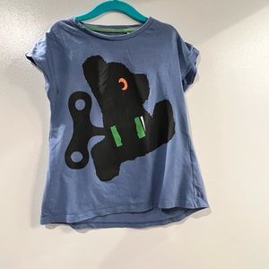 Uniqlo black bear t-shirt size 5, great condition